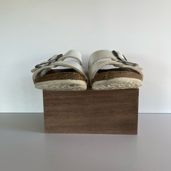 Birkenstock White Leather (32) - Picture 6 of 7